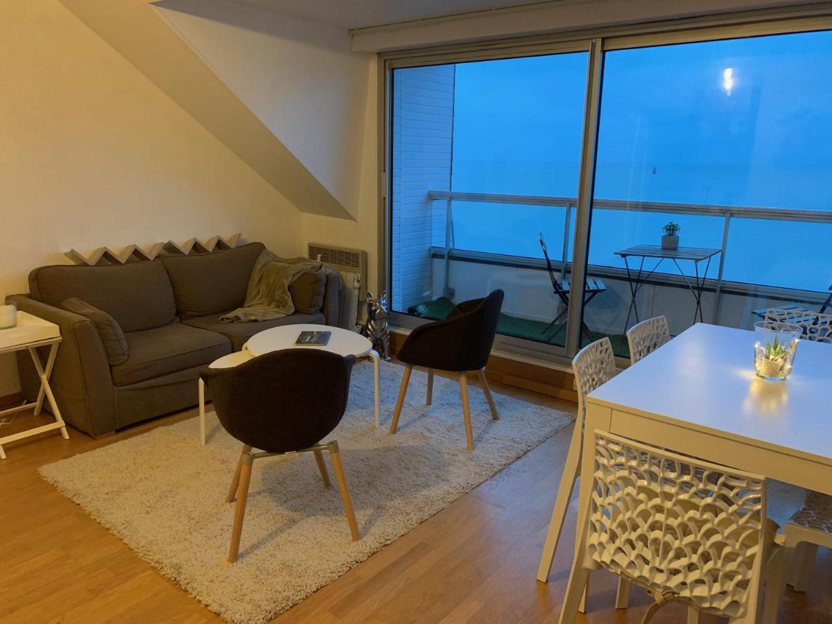 Un Balcon Sur La Mer, Acces Direct A La Plage Granville Exterior photo